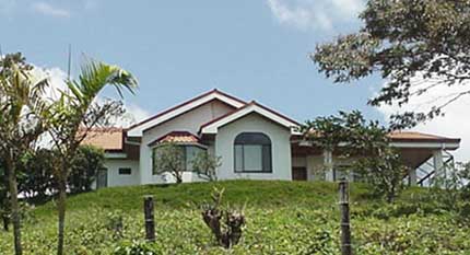 Arenal home