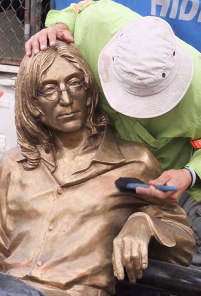 Municipality adds John Lennon to list of statues