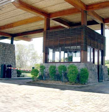 Papagayo security