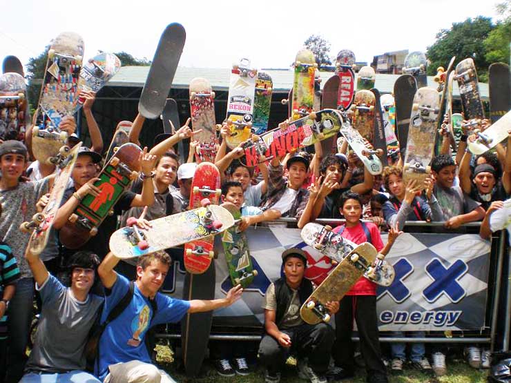 Shateboarders