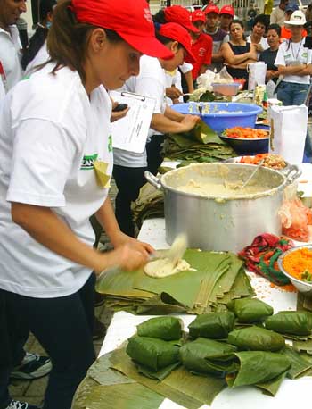 tamal making