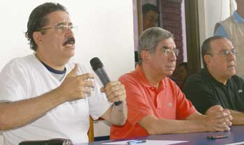 Zelaya and Arias at press conference